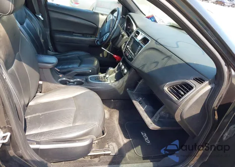 2011 Chrysler 200 Limited z USA, uszkodzony, nr VIN 1C3BC2FG9BN520501